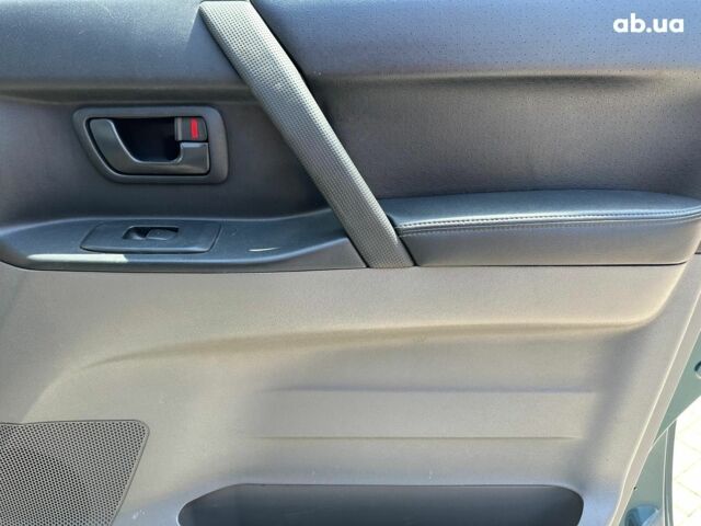 Зеленый Мицубиси Паджеро Вагон, объемом двигателя 3.5 л и пробегом 301 тыс. км за 8290 $, фото 17 на Automoto.ua