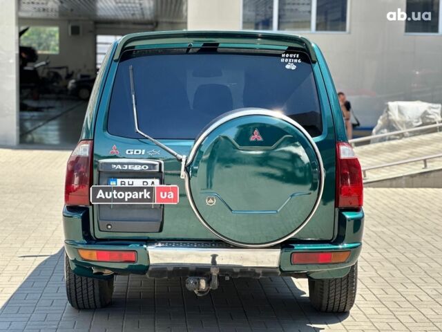 Зеленый Мицубиси Паджеро Вагон, объемом двигателя 3.5 л и пробегом 301 тыс. км за 8290 $, фото 8 на Automoto.ua