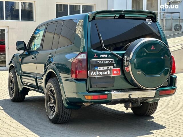 Зеленый Мицубиси Паджеро Вагон, объемом двигателя 3.5 л и пробегом 301 тыс. км за 8290 $, фото 9 на Automoto.ua