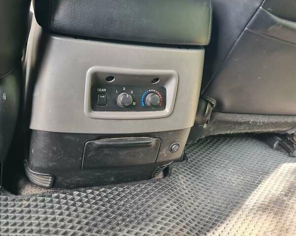 Зеленый Мицубиси Паджеро Вагон, объемом двигателя 3.5 л и пробегом 300 тыс. км за 8000 $, фото 10 на Automoto.ua