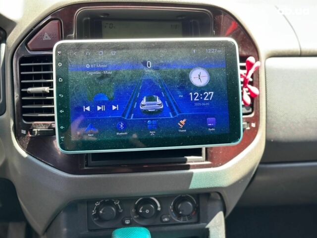 Зеленый Мицубиси Паджеро Вагон, объемом двигателя 3.5 л и пробегом 301 тыс. км за 8290 $, фото 25 на Automoto.ua