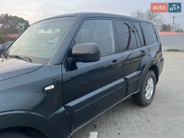 Зеленый Мицубиси Паджеро Вагон, объемом двигателя 3.2 л и пробегом 220 тыс. км за 7200 $, фото 31 на Automoto.ua
