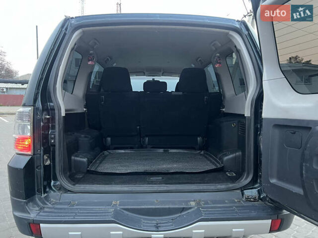 Зеленый Мицубиси Паджеро Вагон, объемом двигателя 3.2 л и пробегом 220 тыс. км за 7200 $, фото 74 на Automoto.ua