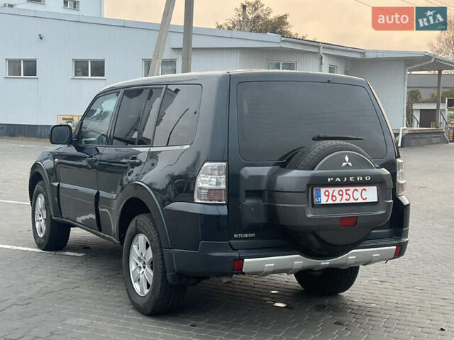 Зеленый Мицубиси Паджеро Вагон, объемом двигателя 3.2 л и пробегом 220 тыс. км за 7200 $, фото 27 на Automoto.ua