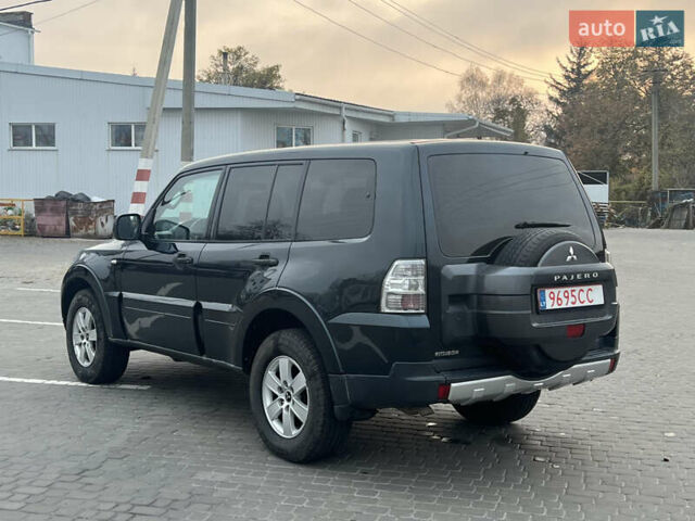 Зеленый Мицубиси Паджеро Вагон, объемом двигателя 3.2 л и пробегом 220 тыс. км за 7200 $, фото 10 на Automoto.ua