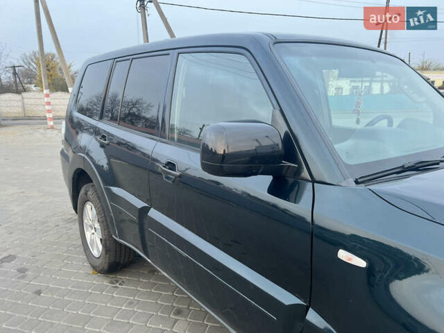 Зеленый Мицубиси Паджеро Вагон, объемом двигателя 3.2 л и пробегом 220 тыс. км за 7200 $, фото 38 на Automoto.ua