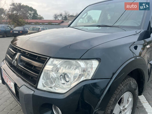 Зеленый Мицубиси Паджеро Вагон, объемом двигателя 3.2 л и пробегом 220 тыс. км за 7200 $, фото 28 на Automoto.ua