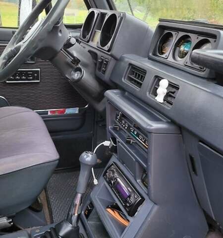 Белый Мицубиси Паджеро, объемом двигателя 2.95 л и пробегом 241 тыс. км за 7500 $, фото 12 на Automoto.ua