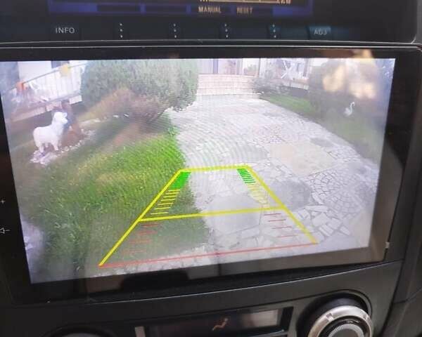 Белый Мицубиси Паджеро, объемом двигателя 3 л и пробегом 275 тыс. км за 10000 $, фото 5 на Automoto.ua