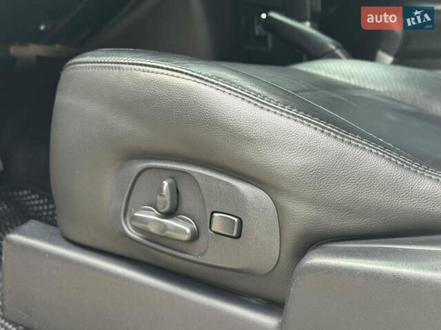 Белый Мицубиси Паджеро, объемом двигателя 3 л и пробегом 197 тыс. км за 12900 $, фото 19 на Automoto.ua