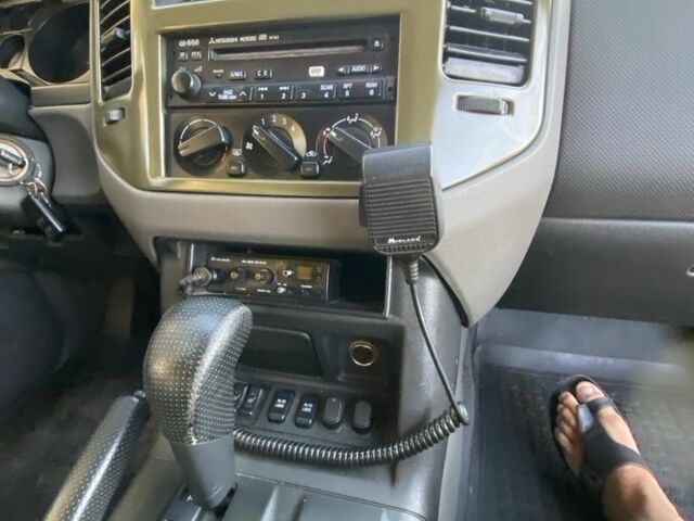 Бежевий Міцубісі Паджеро, об'ємом двигуна 3.2 л та пробігом 184 тис. км за 17275 $, фото 7 на Automoto.ua