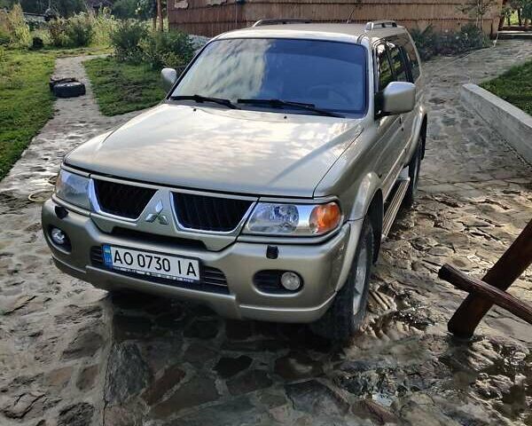 Бежевий Міцубісі Паджеро, об'ємом двигуна 3 л та пробігом 187 тис. км за 8900 $, фото 8 на Automoto.ua