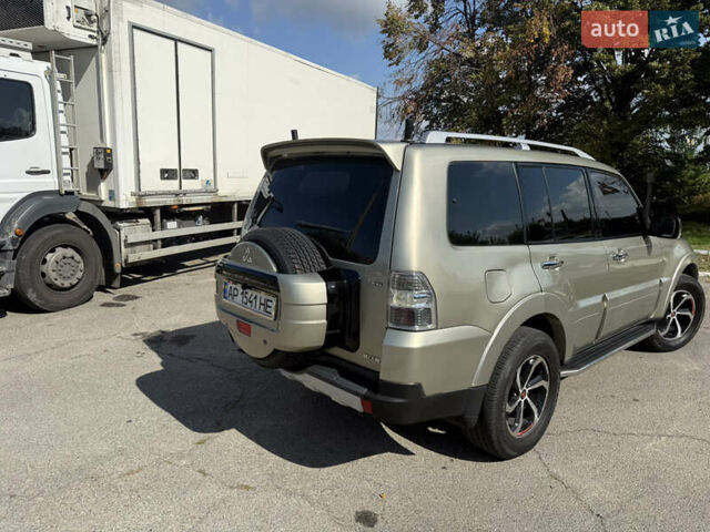 Бежевый Мицубиси Паджеро, объемом двигателя 2.97 л и пробегом 140 тыс. км за 12500 $, фото 7 на Automoto.ua
