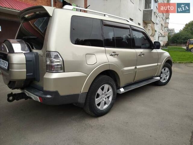 Бежевий Міцубісі Паджеро, об'ємом двигуна 3.2 л та пробігом 245 тис. км за 15300 $, фото 59 на Automoto.ua