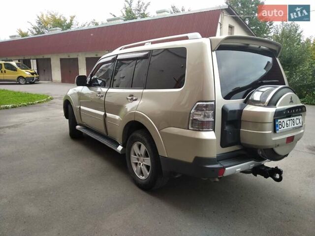 Бежевий Міцубісі Паджеро, об'ємом двигуна 3.2 л та пробігом 245 тис. км за 15300 $, фото 30 на Automoto.ua