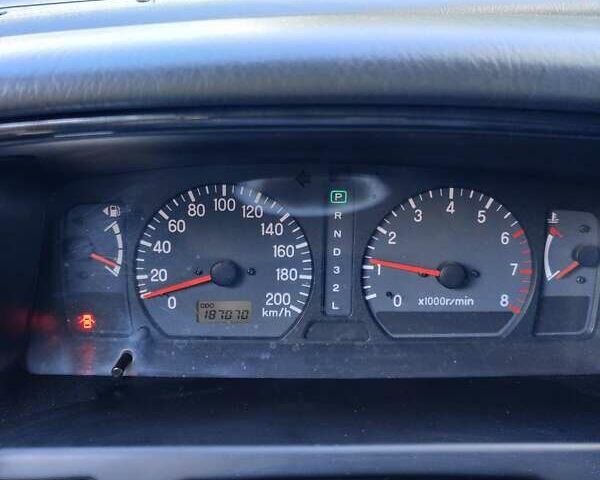 Бежевий Міцубісі Паджеро, об'ємом двигуна 3 л та пробігом 187 тис. км за 8900 $, фото 2 на Automoto.ua