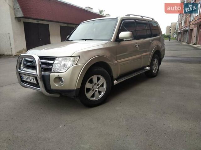 Бежевий Міцубісі Паджеро, об'ємом двигуна 3.2 л та пробігом 245 тис. км за 15300 $, фото 33 на Automoto.ua