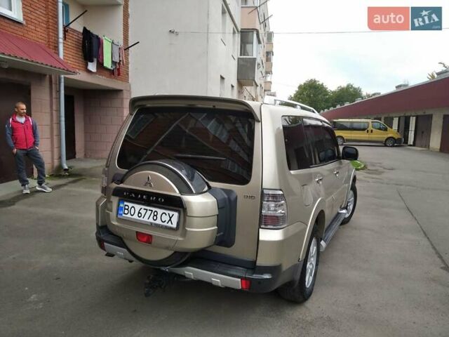 Бежевий Міцубісі Паджеро, об'ємом двигуна 3.2 л та пробігом 245 тис. км за 15300 $, фото 26 на Automoto.ua