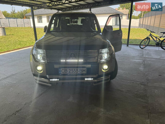 Бежевий Міцубісі Паджеро, об'ємом двигуна 3 л та пробігом 164 тис. км за 15200 $, фото 9 на Automoto.ua