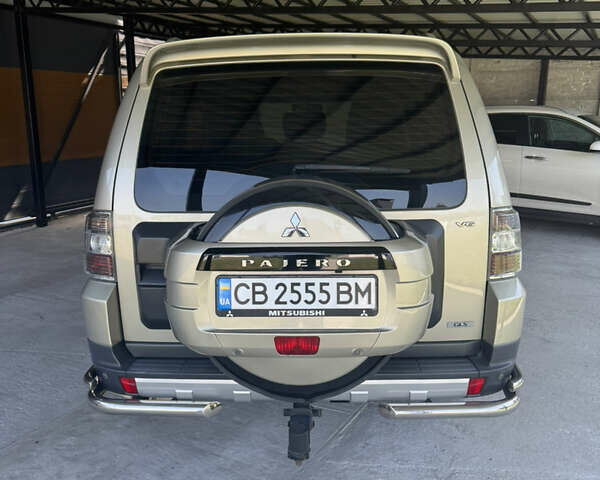 Бежевий Міцубісі Паджеро, об'ємом двигуна 3 л та пробігом 164 тис. км за 15200 $, фото 5 на Automoto.ua