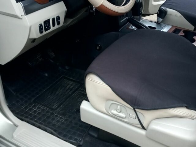 Бежевий Міцубісі Паджеро, об'ємом двигуна 3.2 л та пробігом 187 тис. км за 14200 $, фото 17 на Automoto.ua