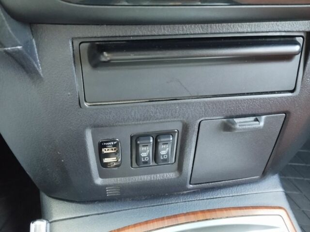 Бежевый Мицубиси Паджеро, объемом двигателя 0 л и пробегом 167 тыс. км за 11700 $, фото 10 на Automoto.ua