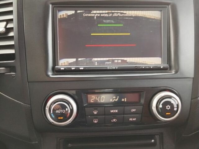 Бежевый Мицубиси Паджеро, объемом двигателя 0 л и пробегом 167 тыс. км за 11700 $, фото 8 на Automoto.ua