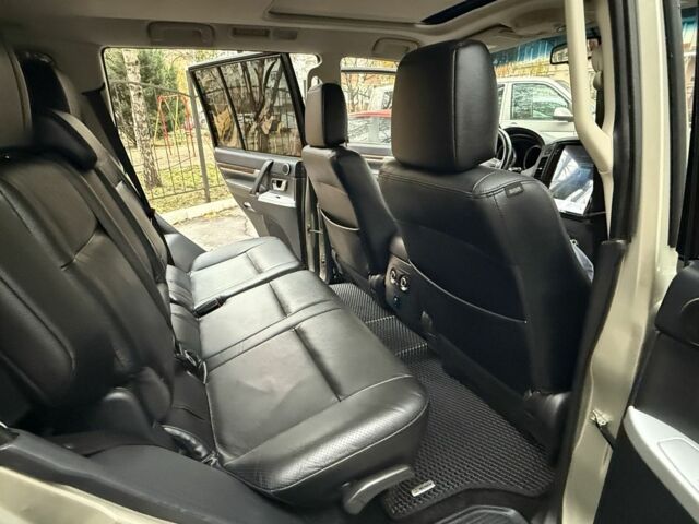 Бежевый Мицубиси Паджеро, объемом двигателя 3.2 л и пробегом 189 тыс. км за 18500 $, фото 9 на Automoto.ua