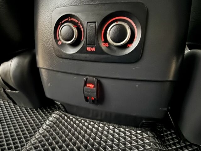 Бежевый Мицубиси Паджеро, объемом двигателя 3.2 л и пробегом 189 тыс. км за 18500 $, фото 20 на Automoto.ua