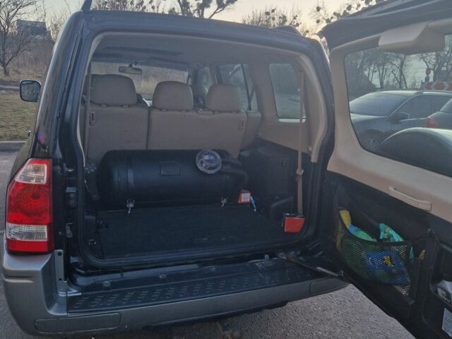 Чорний Міцубісі Паджеро, об'ємом двигуна 3 л та пробігом 310 тис. км за 6800 $, фото 1 на Automoto.ua