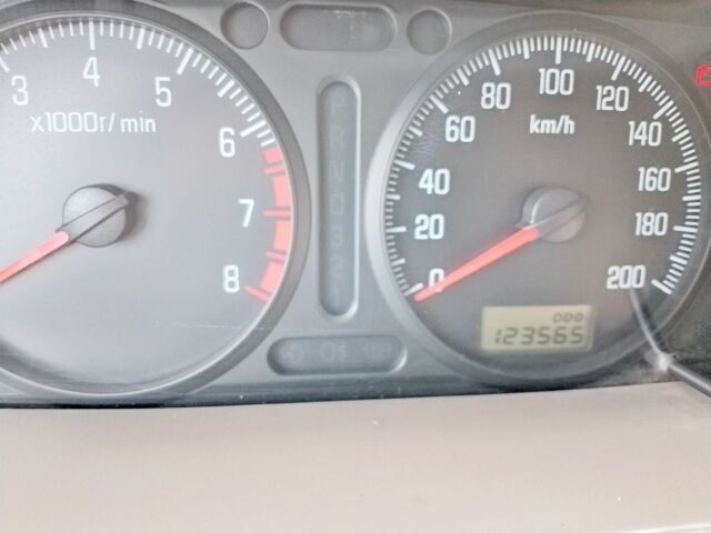 Чорний Міцубісі Паджеро, об'ємом двигуна 2 л та пробігом 123 тис. км за 4000 $, фото 8 на Automoto.ua