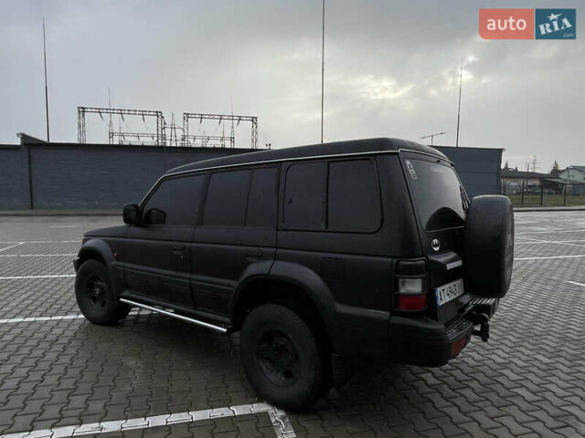 Черный Мицубиси Паджеро, объемом двигателя 2.84 л и пробегом 413 тыс. км за 7700 $, фото 2 на Automoto.ua