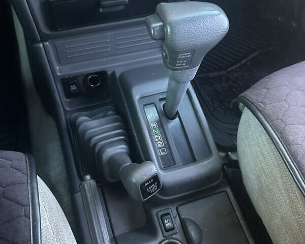 Черный Мицубиси Паджеро, объемом двигателя 2.84 л и пробегом 400 тыс. км за 6777 $, фото 12 на Automoto.ua