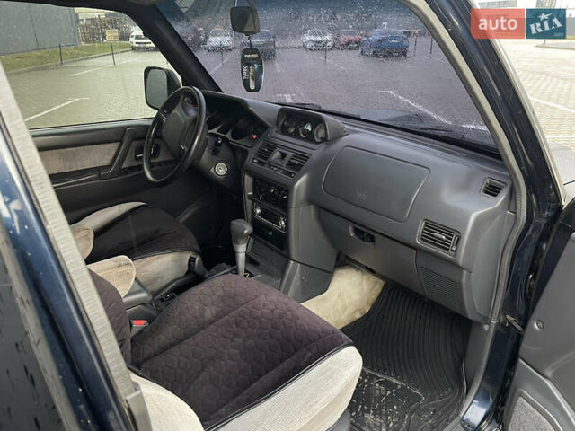 Черный Мицубиси Паджеро, объемом двигателя 2.84 л и пробегом 413 тыс. км за 7700 $, фото 9 на Automoto.ua