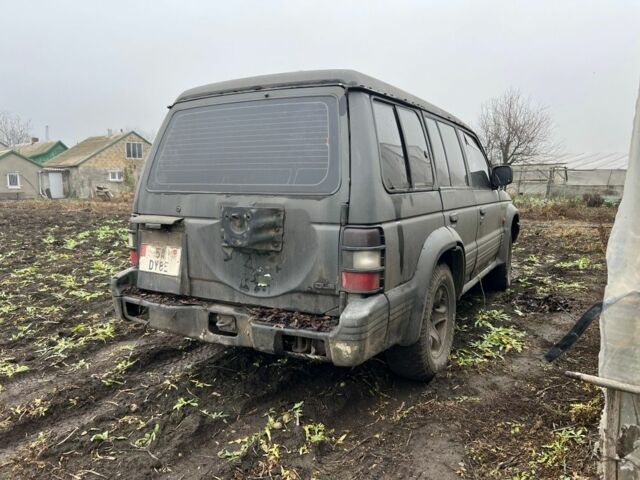 Чорний Міцубісі Паджеро, об'ємом двигуна 0 л та пробігом 333 тис. км за 2500 $, фото 2 на Automoto.ua