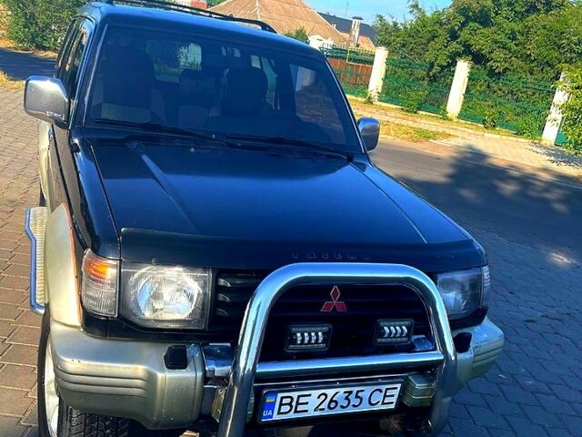 Мицубиси Паджеро 1995 в Николаеве на Automoto.ua Черный Мицубиси Паджеро, объемом двигателя 3.5 л и пробегом 0 тыс. км за 6100 $, фото 4 на Automoto.ua