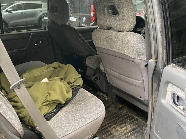 Чорний Міцубісі Паджеро, об'ємом двигуна 3.5 л та пробігом 350 тис. км за 4900 $, фото 15 на Automoto.ua