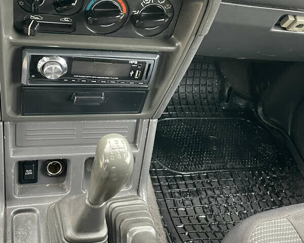 Чорний Міцубісі Паджеро, об'ємом двигуна 2.8 л та пробігом 222 тис. км за 7700 $, фото 19 на Automoto.ua