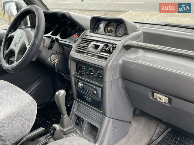 Чорний Міцубісі Паджеро, об'ємом двигуна 2.8 л та пробігом 222 тис. км за 7700 $, фото 15 на Automoto.ua