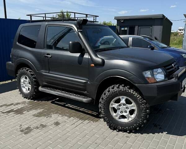 Чорний Міцубісі Паджеро, об'ємом двигуна 3.2 л та пробігом 100 тис. км за 11200 $, фото 9 на Automoto.ua