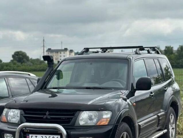 Чорний Міцубісі Паджеро, об'ємом двигуна 3 л та пробігом 371 тис. км за 3850 $, фото 3 на Automoto.ua
