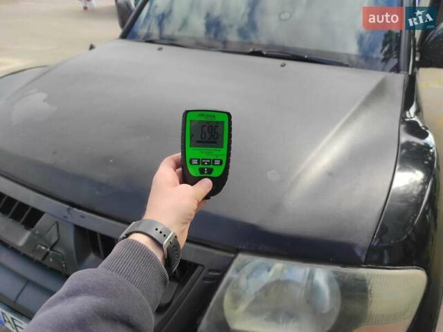 Черный Мицубиси Паджеро, объемом двигателя 3.5 л и пробегом 372 тыс. км за 4889 $, фото 8 на Automoto.ua