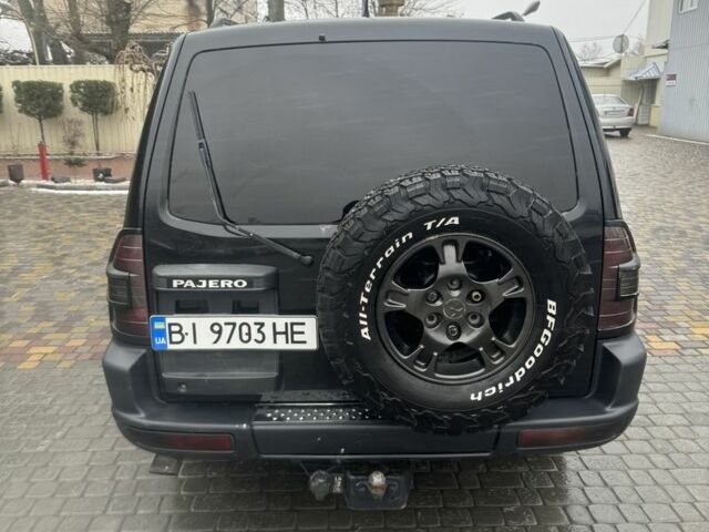 Чорний Міцубісі Паджеро, об'ємом двигуна 3.5 л та пробігом 300 тис. км за 8000 $, фото 4 на Automoto.ua
