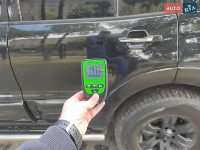 Черный Мицубиси Паджеро, объемом двигателя 3.5 л и пробегом 372 тыс. км за 4889 $, фото 11 на Automoto.ua