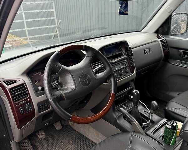 Чорний Міцубісі Паджеро, об'ємом двигуна 3.2 л та пробігом 100 тис. км за 11200 $, фото 7 на Automoto.ua