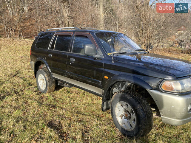 Черный Мицубиси Паджеро, объемом двигателя 2.97 л и пробегом 340 тыс. км за 4400 $, фото 3 на Automoto.ua