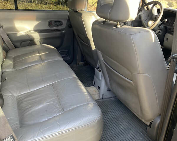 Черный Мицубиси Паджеро, объемом двигателя 2.97 л и пробегом 340 тыс. км за 4400 $, фото 10 на Automoto.ua