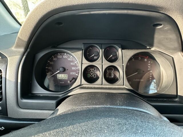 Черный Мицубиси Паджеро, объемом двигателя 3.2 л и пробегом 243 тыс. км за 6600 $, фото 9 на Automoto.ua