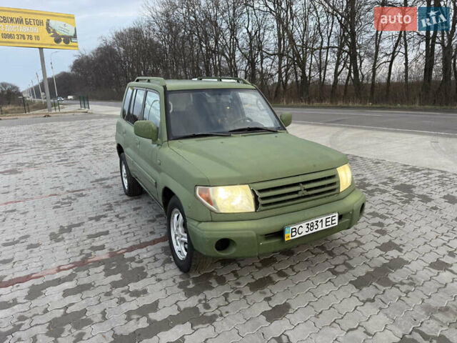 Черный Мицубиси Паджеро, объемом двигателя 2 л и пробегом 170 тыс. км за 2999 $, фото 4 на Automoto.ua