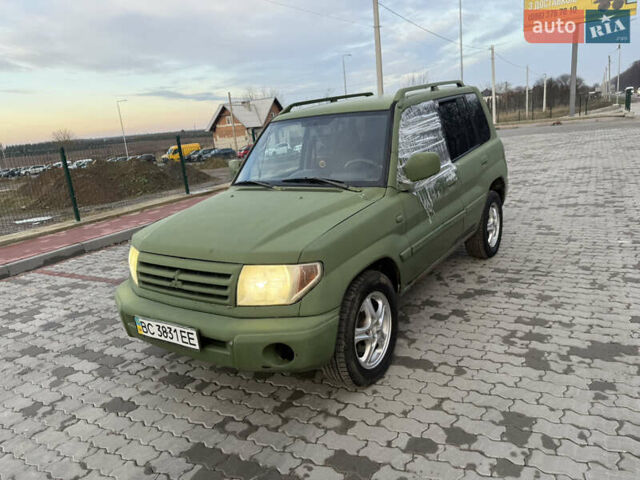 Черный Мицубиси Паджеро, объемом двигателя 2 л и пробегом 170 тыс. км за 2999 $, фото 1 на Automoto.ua